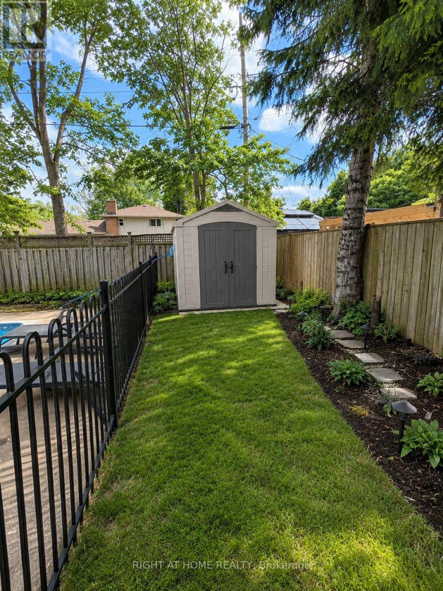 4440 Cosburn Crescent, Burlington, Ontario  L7L 1S5 - Photo 10 - W13466304