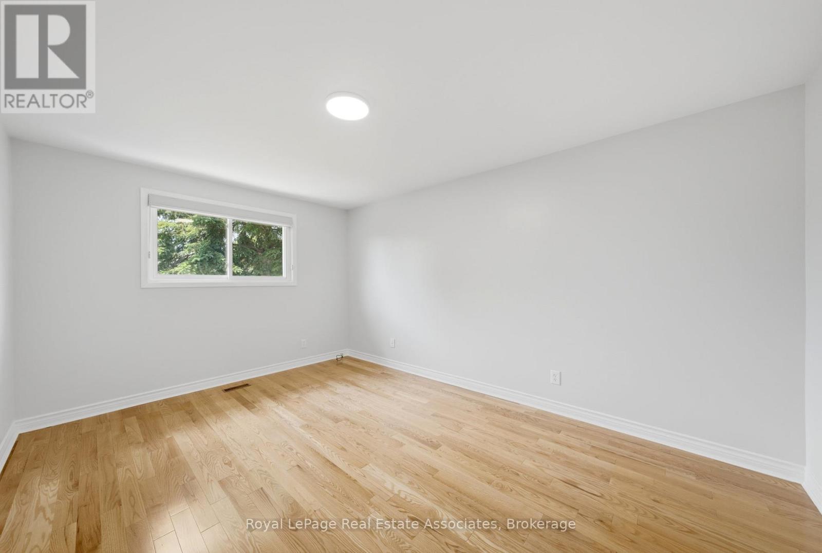 769 Eaglemount Crescent, Mississauga, Ontario  L5C 1H2 - Photo 17 - W13466376
