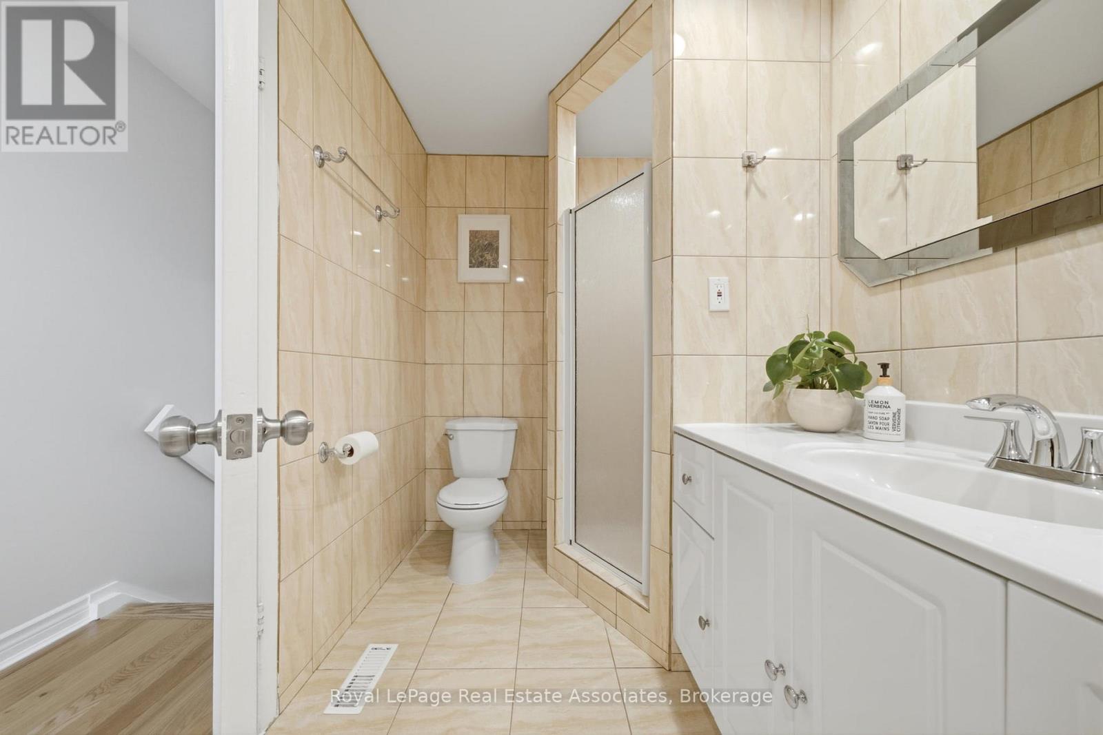 769 Eaglemount Crescent, Mississauga, Ontario  L5C 1H2 - Photo 20 - W13466376