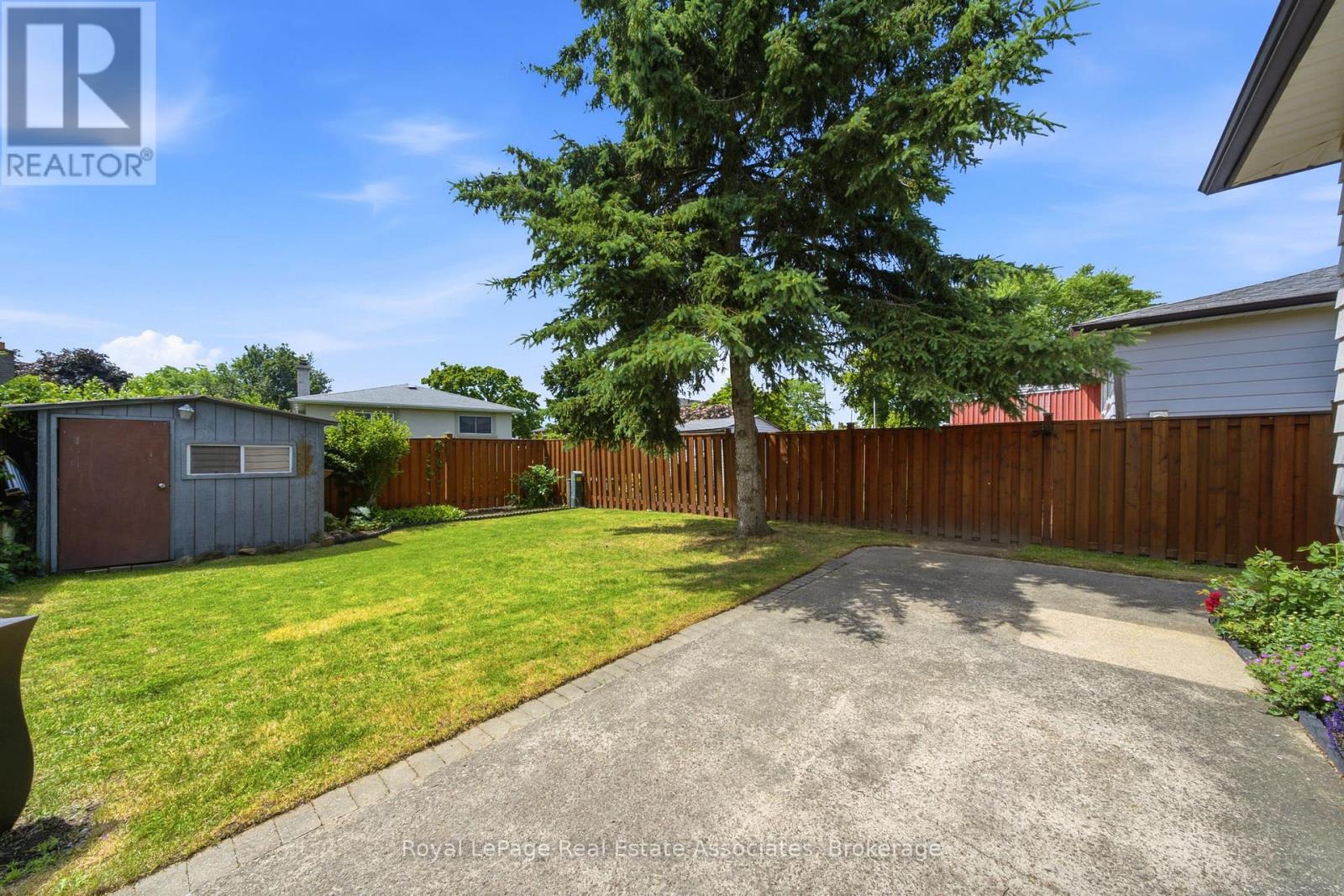 769 Eaglemount Crescent, Mississauga, Ontario  L5C 1H2 - Photo 33 - W13466376