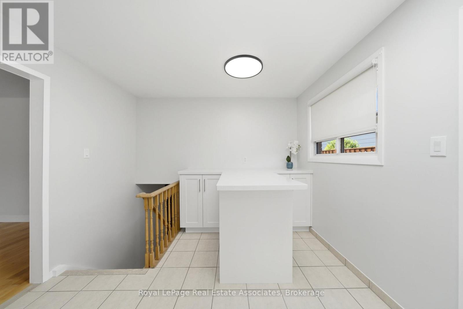769 Eaglemount Crescent, Mississauga, Ontario  L5C 1H2 - Photo 9 - W13466376