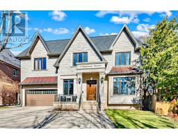 5 LLOYDMINSTER CRESCENT, Toronto, Ontario