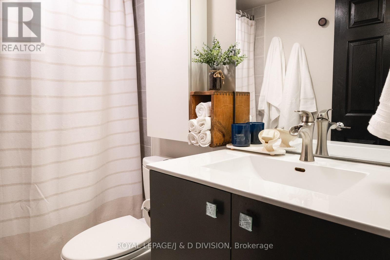 209 - 225 Merton Street, Toronto, Ontario  M4S 3H1 - Photo 11 - C13465006