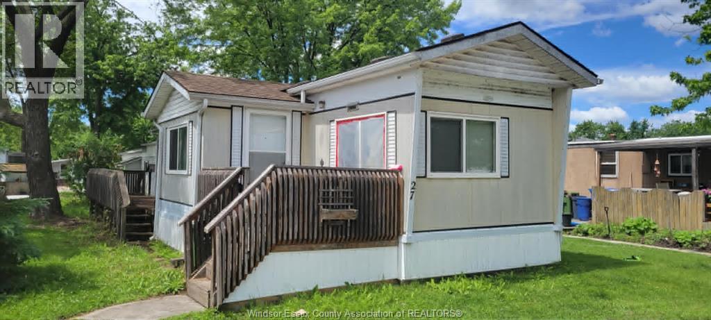 27 Lavindale, Lakeshore, Ontario N8N 2T7 - Photo 2 - 26014620