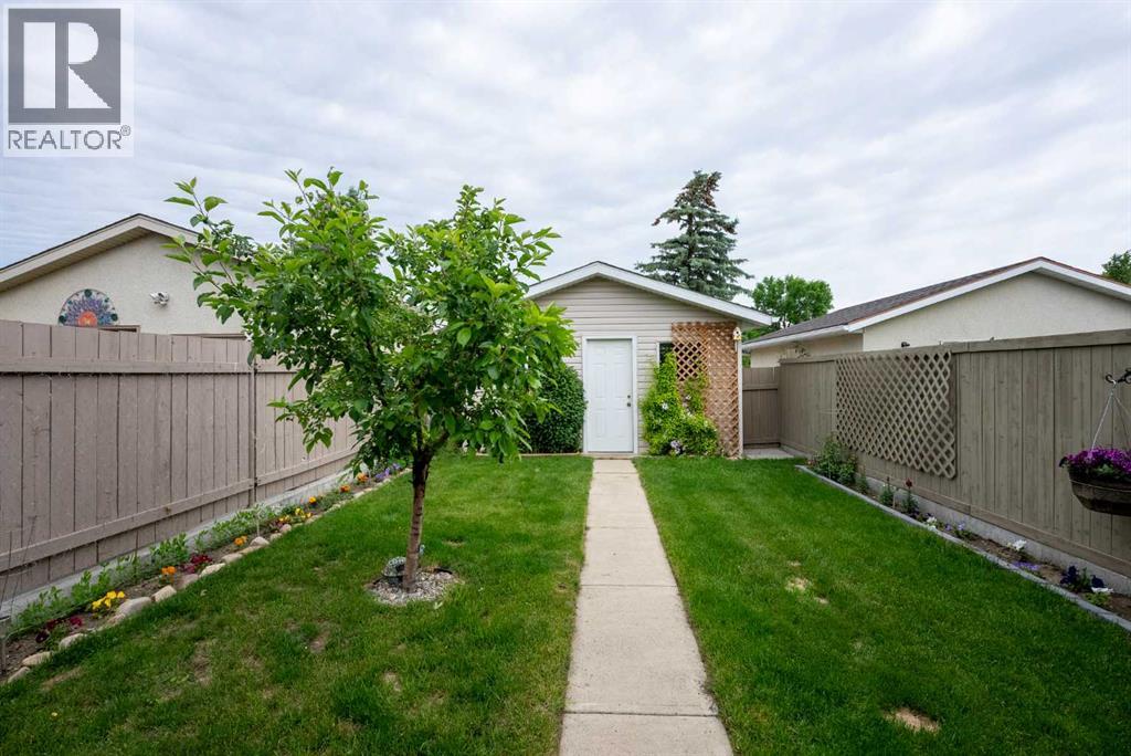 23 Selkirk Road W, Lethbridge, Alberta  T1K 4N4 - Photo 7 - A2320330