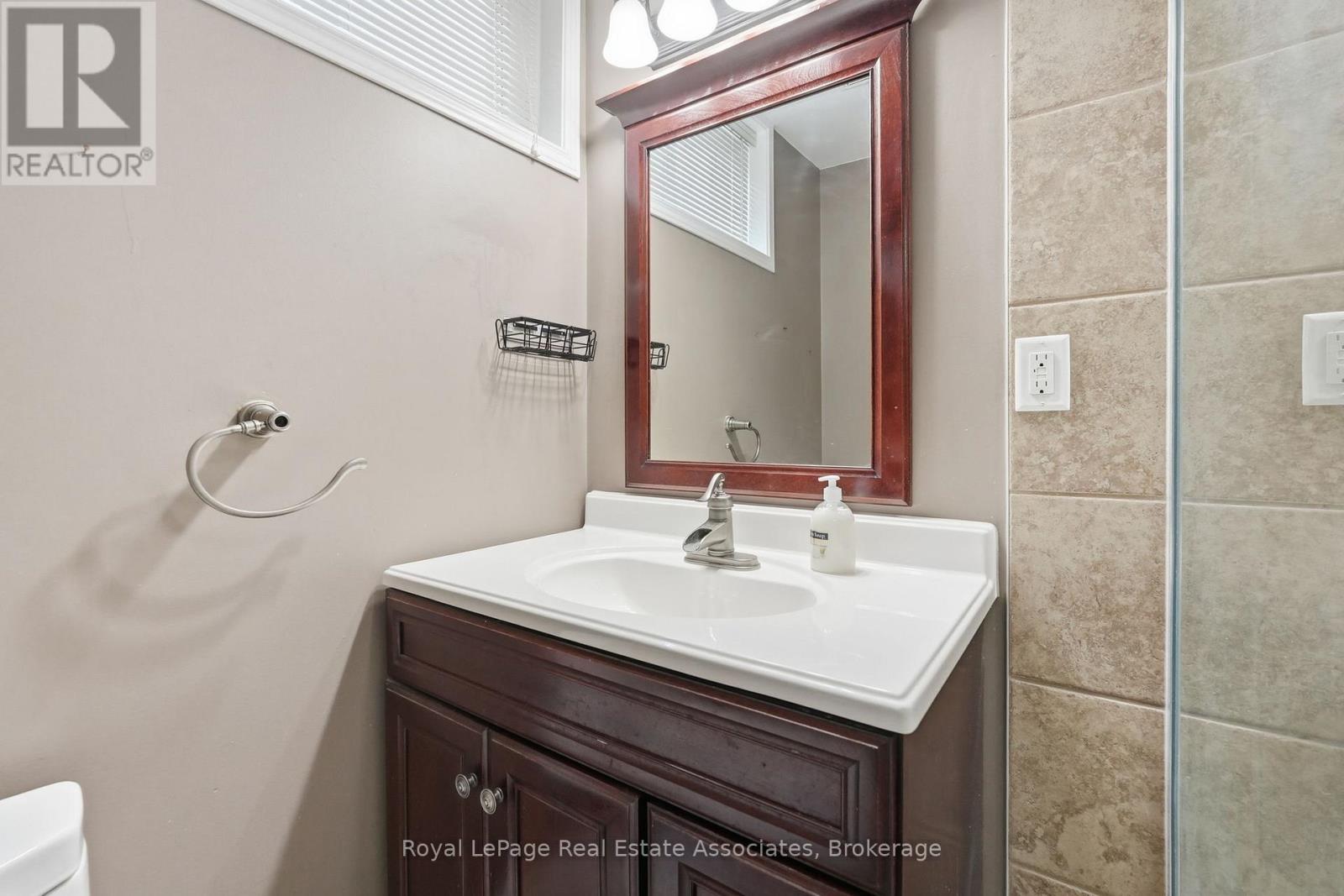 55 Eastbury Drive, Hamilton, Ontario  L8E 2V8 - Photo 39 - X13466086