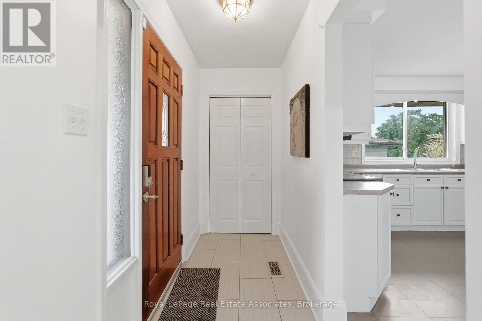 55 Eastbury Drive, Hamilton, Ontario  L8E 2V8 - Photo 7 - X13466086