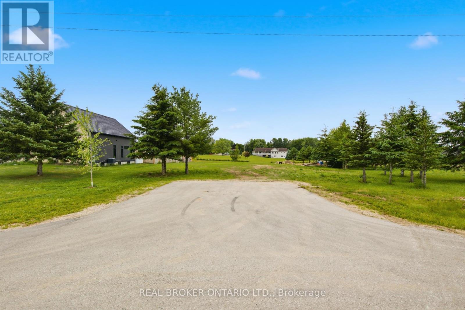 1022 Currie Street, Howick, Ontario N0G 2X0 - Photo 2 - X13466172