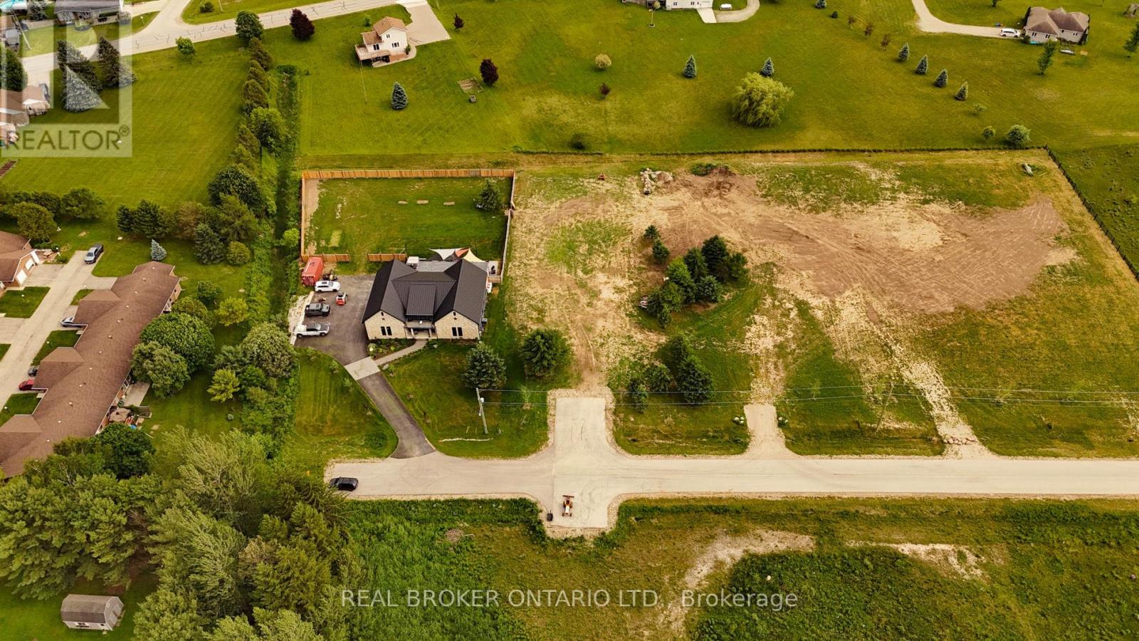 1022 Currie Street, Howick, Ontario N0G 2X0 - Photo 31 - X13466172