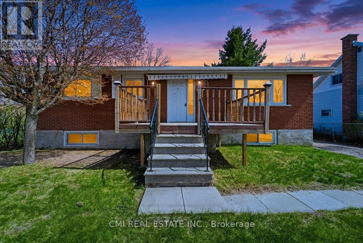 625 FIRST AVENUE, Laurentian Valley, Ontario