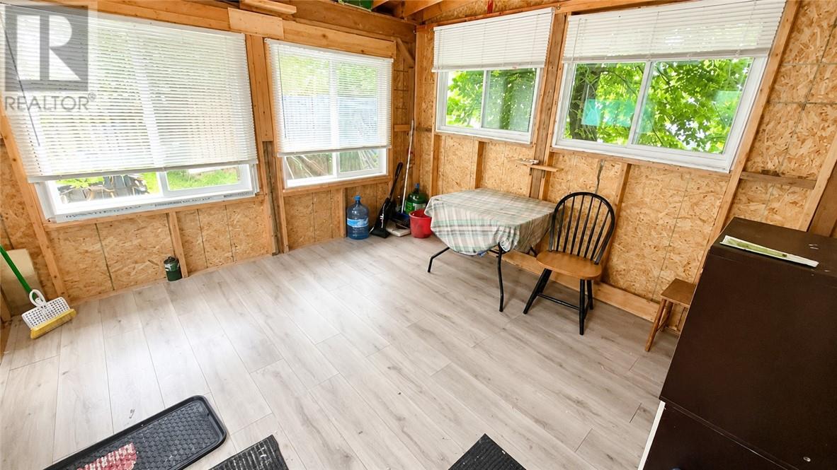 39 Oakwood Avenue, Capreol, Ontario  P0M 1H0 - Photo 10 - 2128141