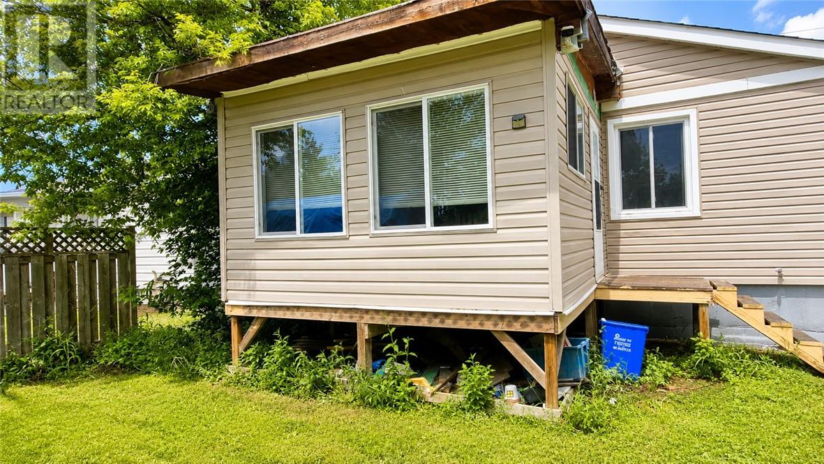 39 Oakwood Avenue, Capreol, Ontario  P0M 1H0 - Photo 9 - 2128141
