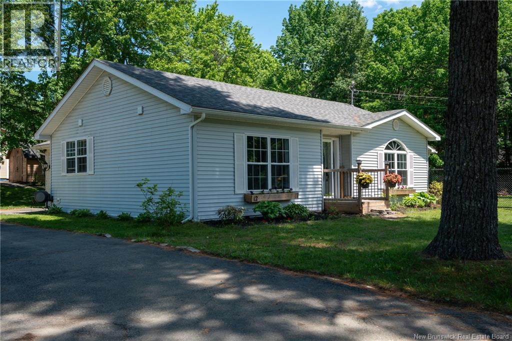 12 Linfield Lane, Fredericton, New Brunswick  E3C 1M7 - Photo 2 - NB141962