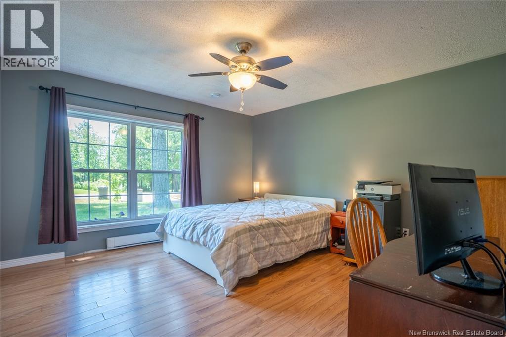 12 Linfield Lane, Fredericton, New Brunswick  E3C 1M7 - Photo 25 - NB141962