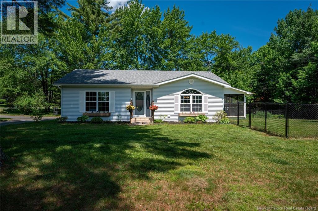 12 Linfield Lane, Fredericton, New Brunswick  E3C 1M7 - Photo 31 - NB141962