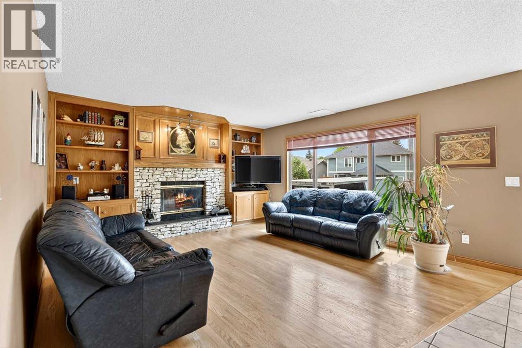 1387 Sunwood Road SE, Calgary, Alberta  T2X 2L5 - Photo 13 - A2320243