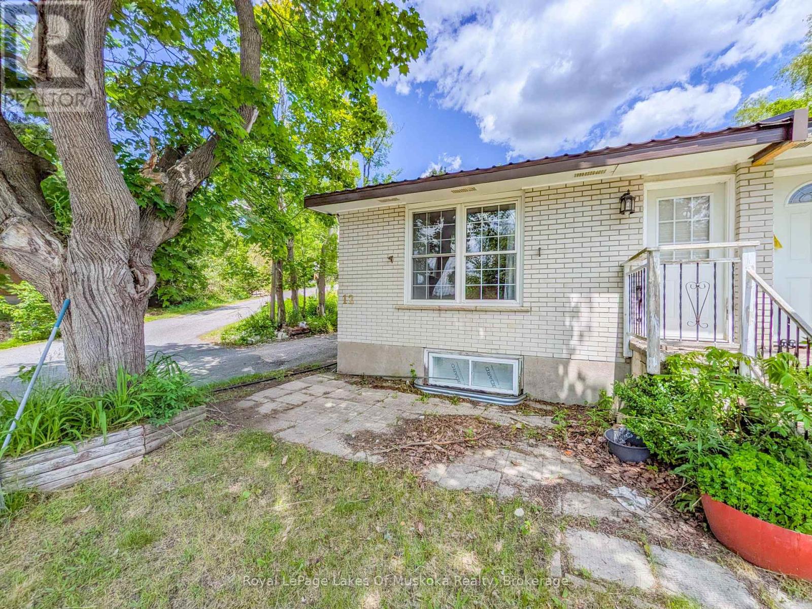 12 VALLEY DRIVE, bracebridge, Ontario