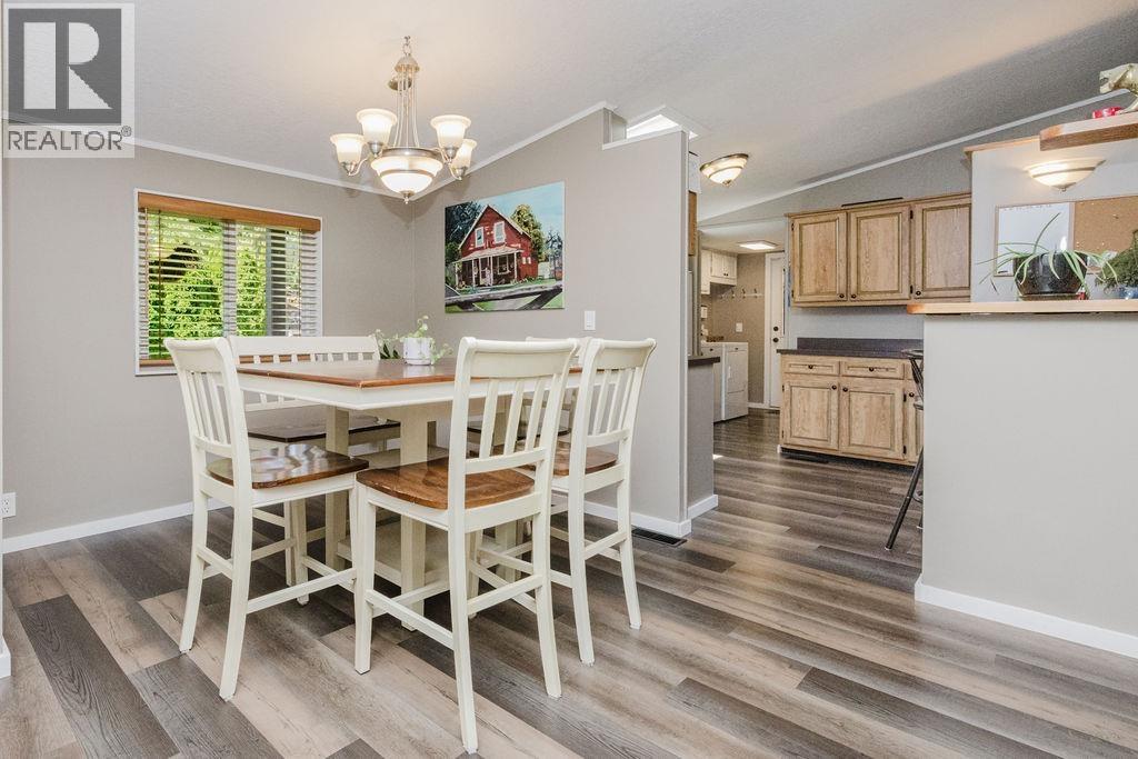 788 Mountainview Drive, Gibsons, British Columbia  V0N 1V9 - Photo 10 - R3137794