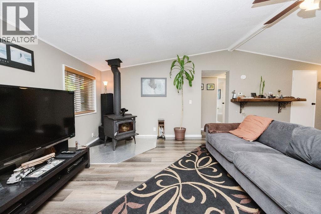 788 Mountainview Drive, Gibsons, British Columbia  V0N 1V9 - Photo 15 - R3137794