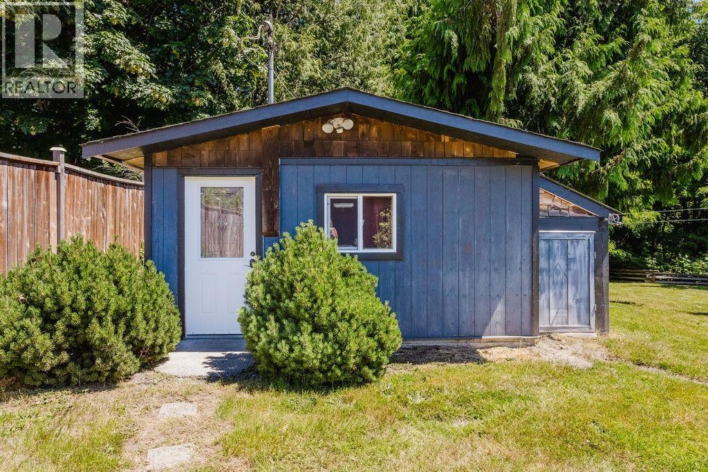 788 Mountainview Drive, Gibsons, British Columbia  V0N 1V9 - Photo 32 - R3137794