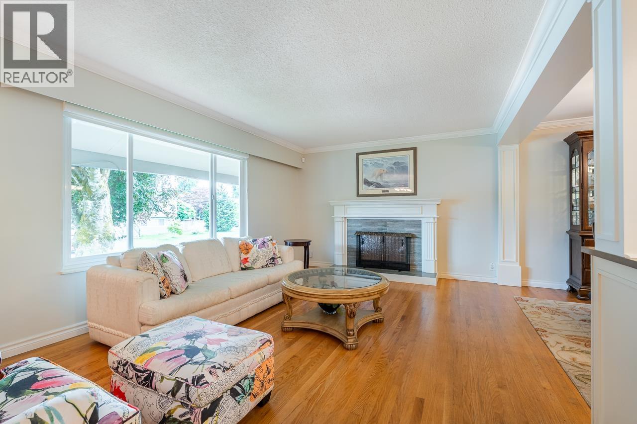 1879 Rodger Avenue, Port Coquitlam, British Columbia V3C 1B8 - Photo 15 - R3137430