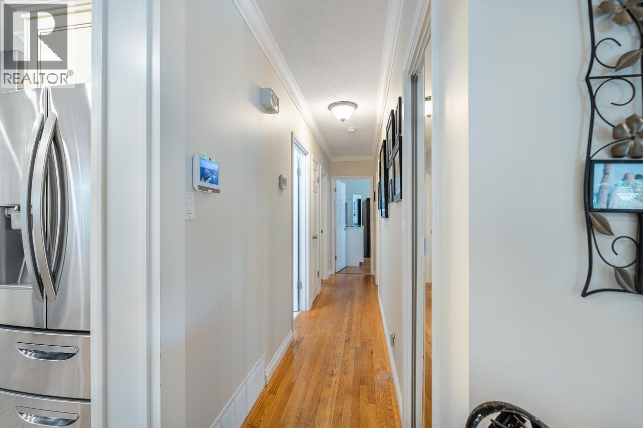 1879 Rodger Avenue, Port Coquitlam, British Columbia V3C 1B8 - Photo 17 - R3137430