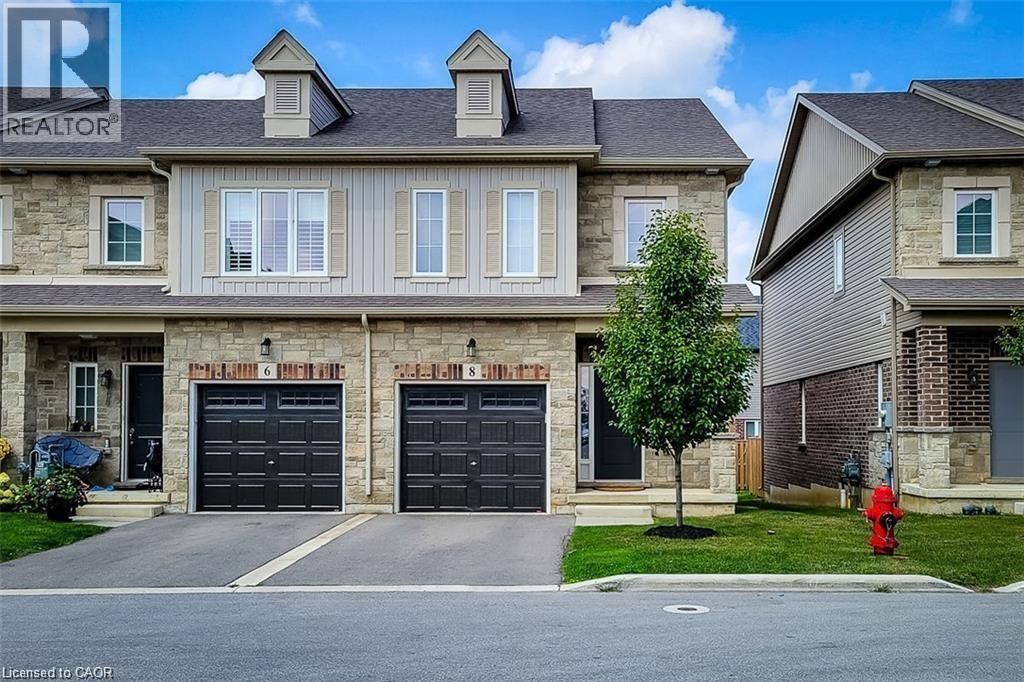 8 DAYMAN Drive, Ancaster, Ontario