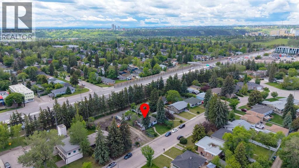 2115 Halifax Crescent Nw, Calgary, Alberta  T2M 4C8 - Photo 31 - A2319603