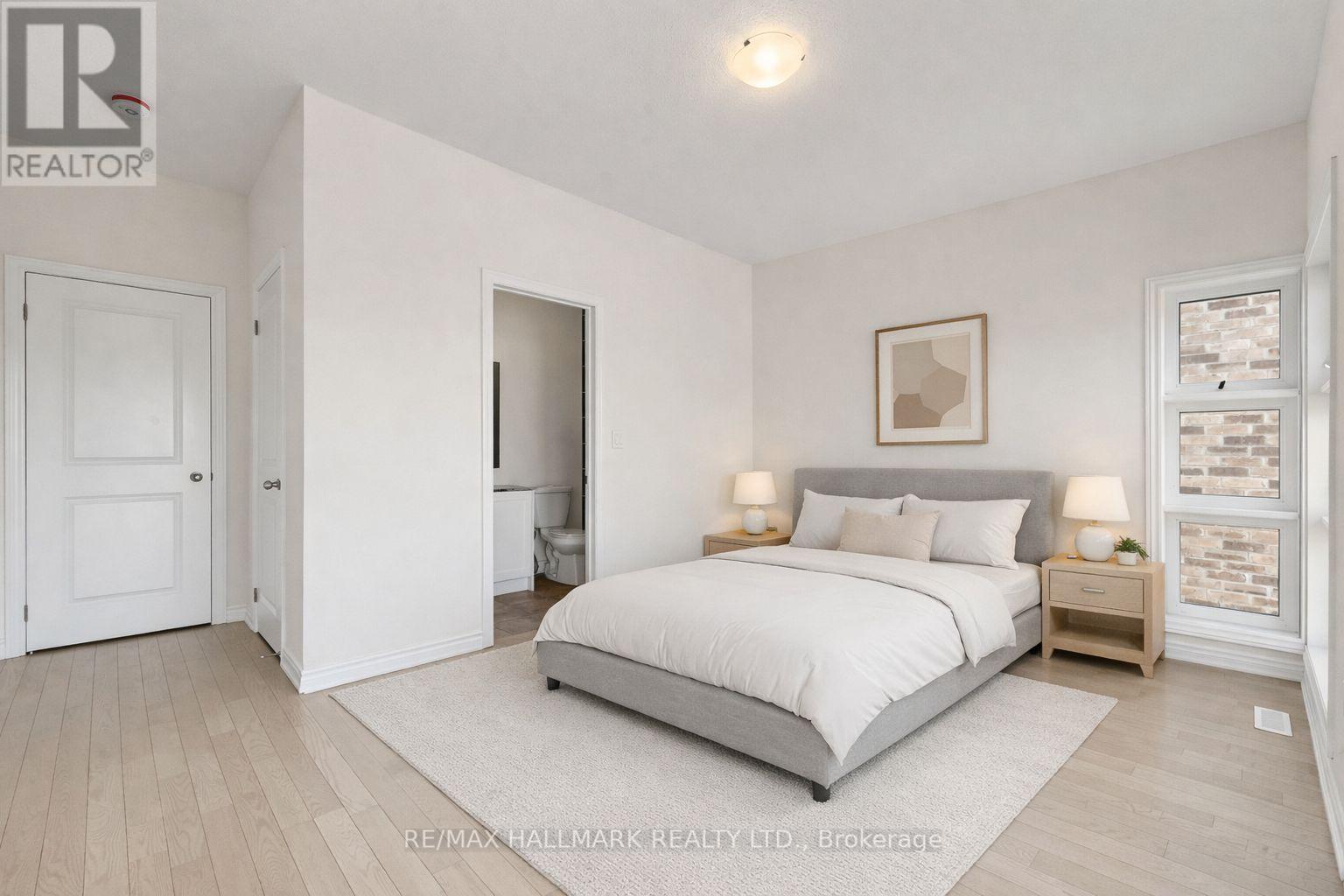 112 Weslock Crescent, Aurora, Ontario  L4G 7Z4 - Photo 7 - N13171106
