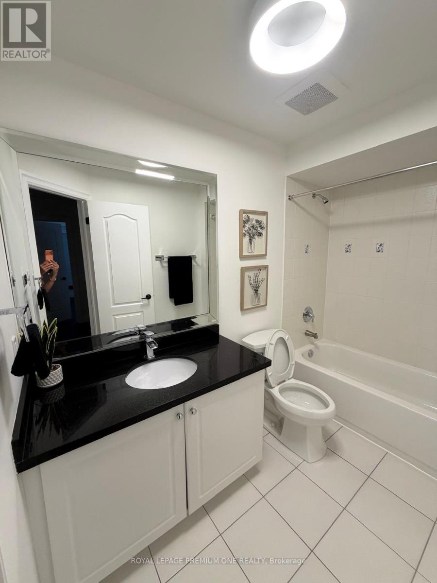 67 - 435 Hensall Circle, Mississauga, Ontario L5A 4P1 - Photo 14 - W13463448