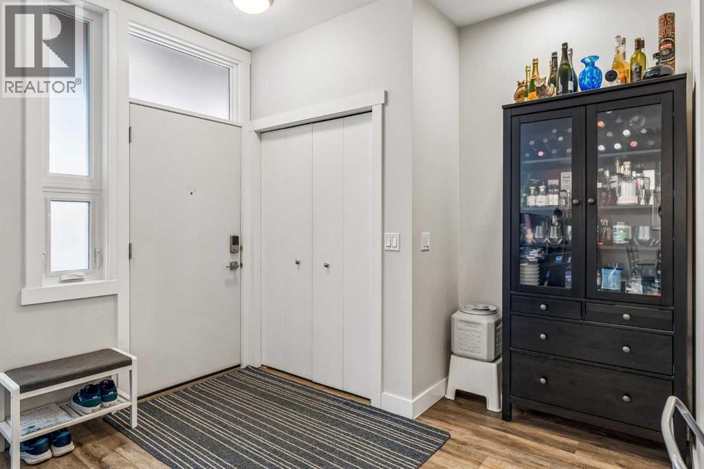303, 718 5 Street Ne, Calgary, Alberta  T2E 3W8 - Photo 3 - A2322187