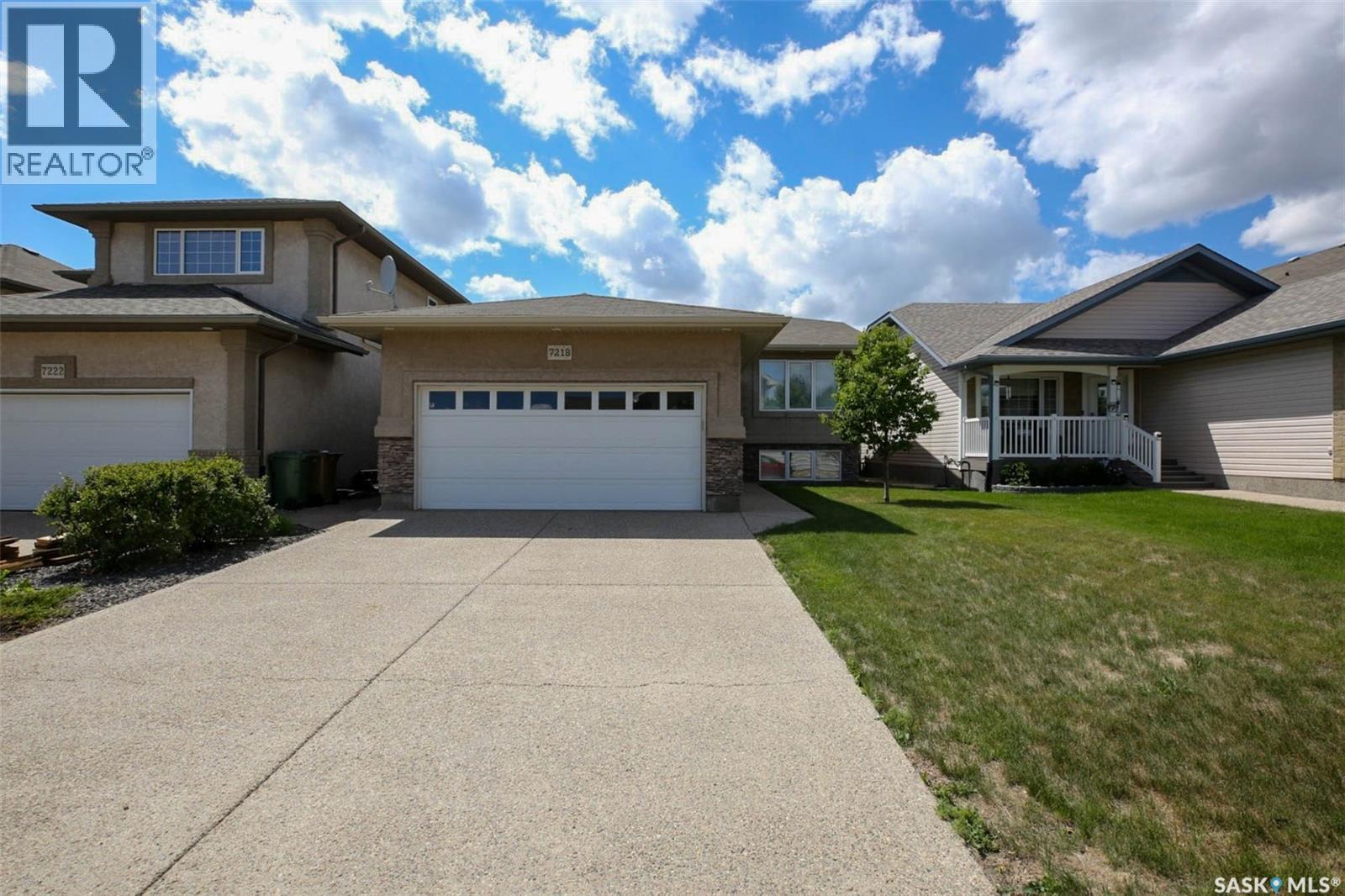 7218 Wascana Cove Way, Regina, Saskatchewan  S4V 3G2 - Photo 1 - SK040061
