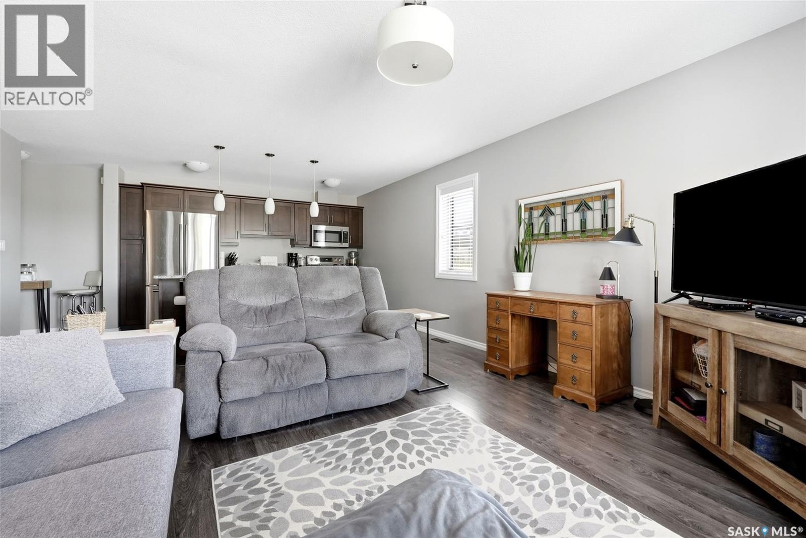 3455 Elgaard Drive, Regina, Saskatchewan  S4X 0N4 - Photo 6 - SK039987