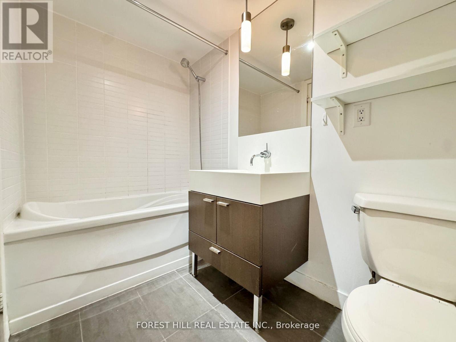 1008 - 110 Charles Street E, Toronto, Ontario M4Y 1T5 - Photo 10 - C13466540