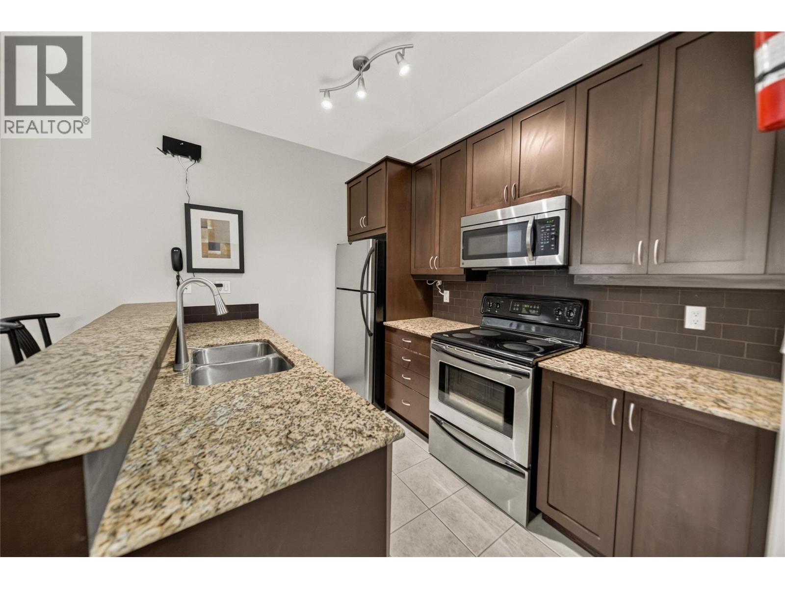 1500 MCDONALD Avenue Unit# 315 Fernie Photo 11 1500 MCDONALD Avenue Unit# 315 Fernie Photo 11