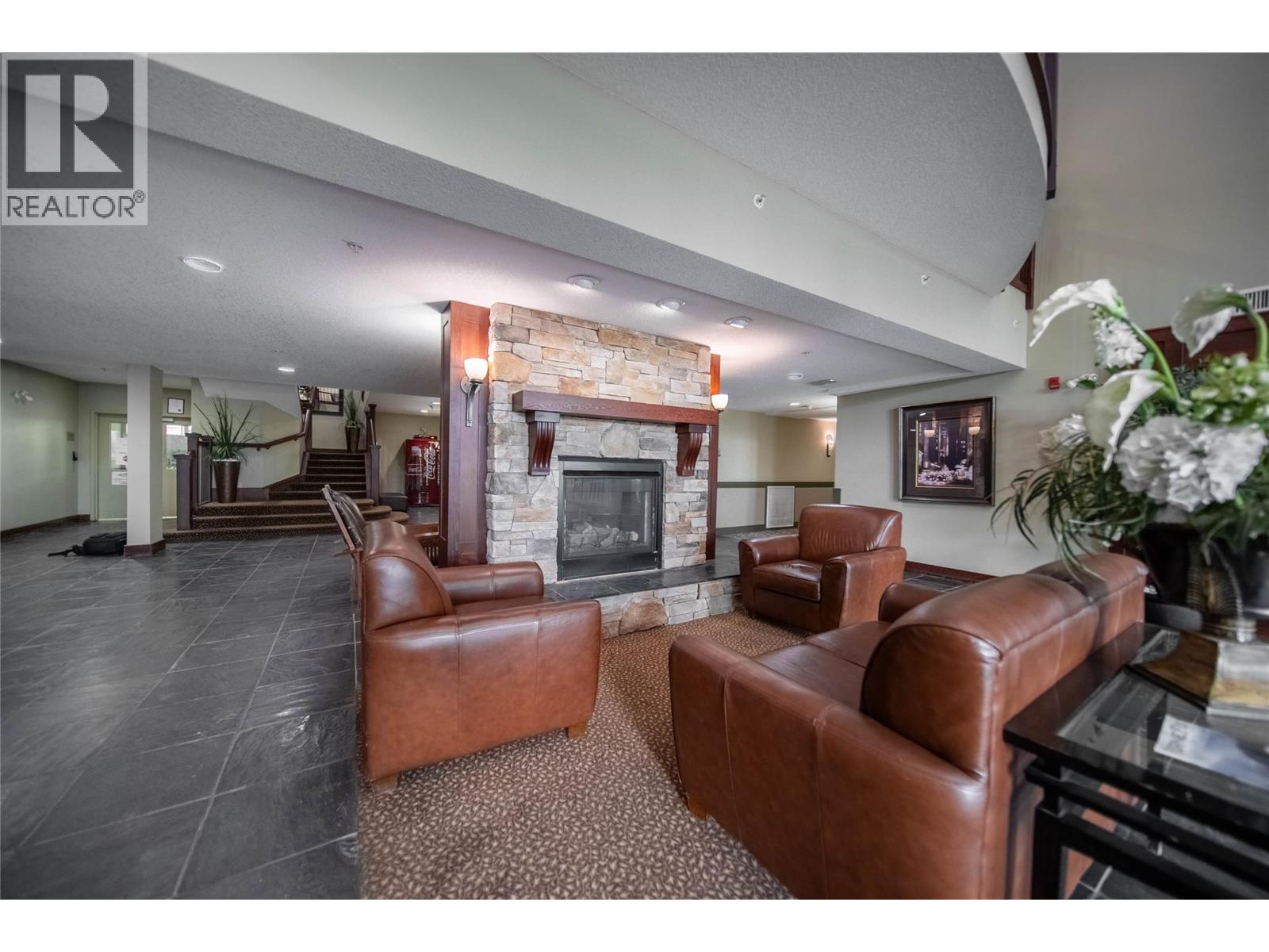 1500 MCDONALD Avenue Unit# 315 Fernie Photo 3 1500 MCDONALD Avenue Unit# 315 Fernie Photo 3