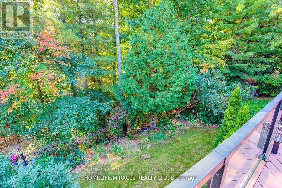 905 Alanbury Crescent, Pickering, Ontario  L1X 2S3 - Photo 4 - E13466486