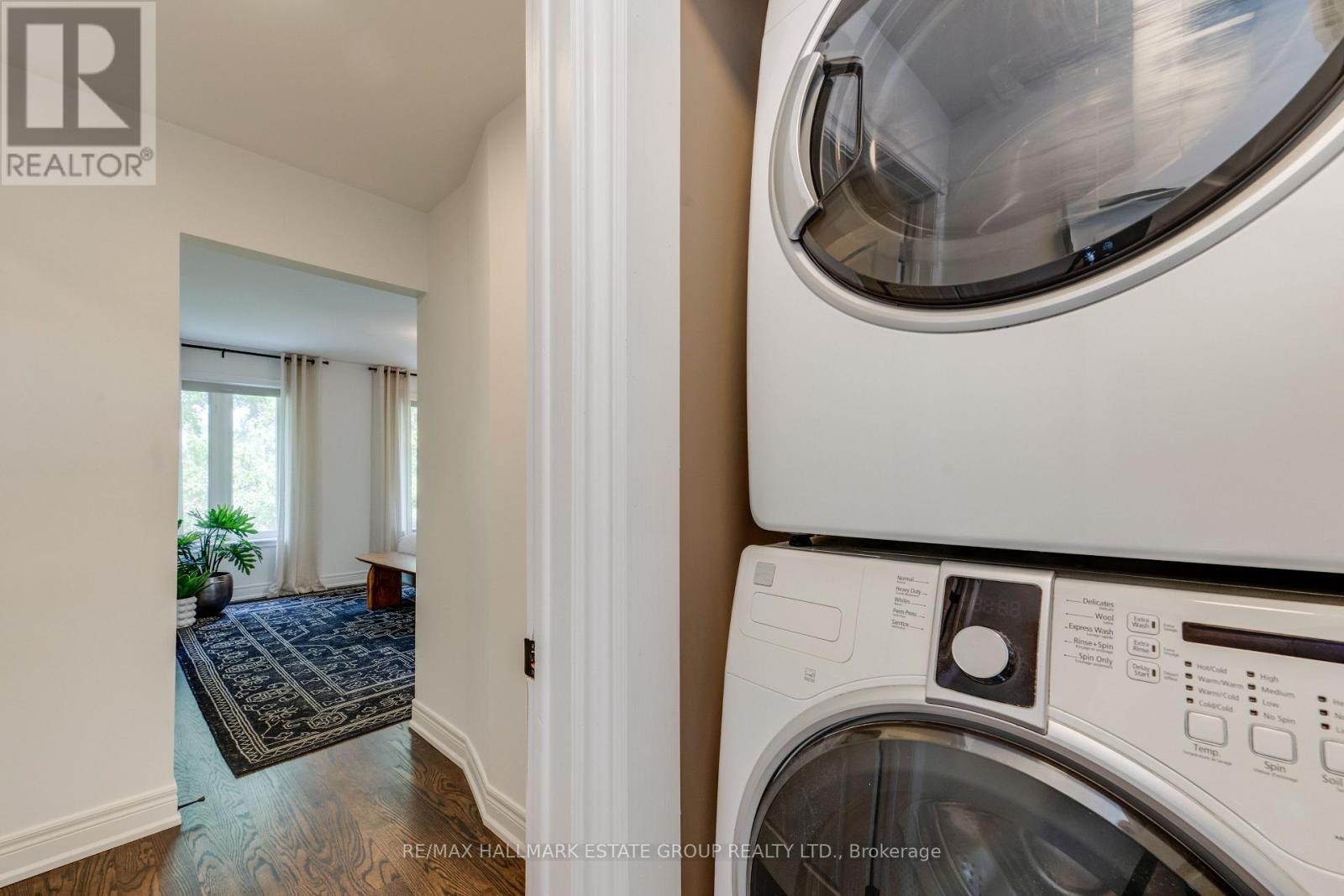 51 Stanhope Avenue, Toronto, Ontario  M4K 3N4 - Photo 21 - E13466562