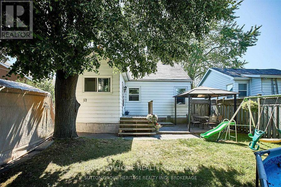 4 Ontario Street, Ajax, Ontario  L1S 1T5 - Photo 16 - E13466618