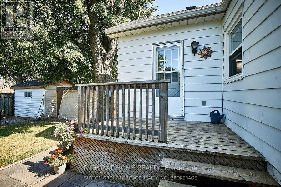 4 Ontario Street, Ajax, Ontario  L1S 1T5 - Photo 2 - E13466618