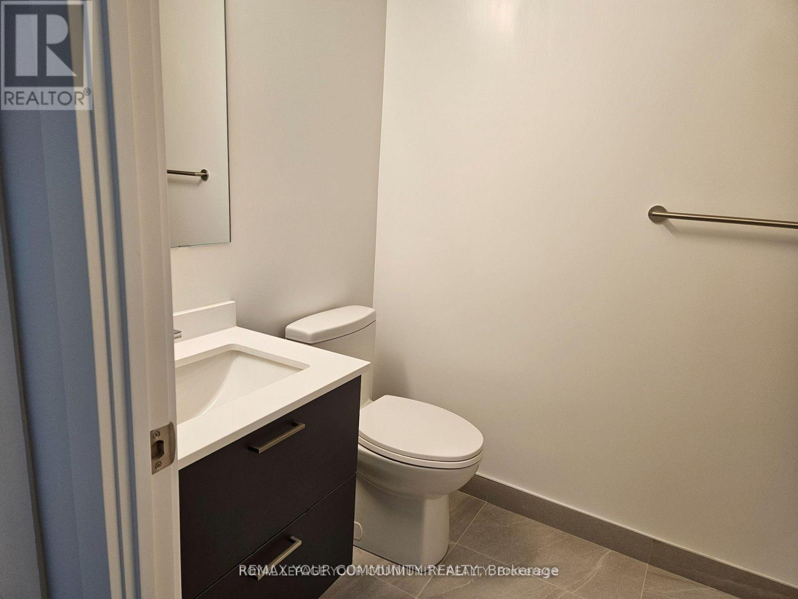 509 - 30 Upper Mall Way, Vaughan, Ontario  L4J 4P8 - Photo 8 - N13466568