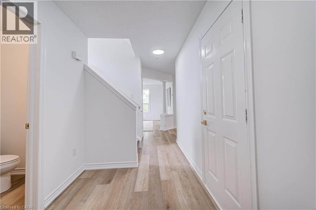704 Star Flower Avenue, Waterloo, Ontario  N2V 2L2 - Photo 11 - 40838570