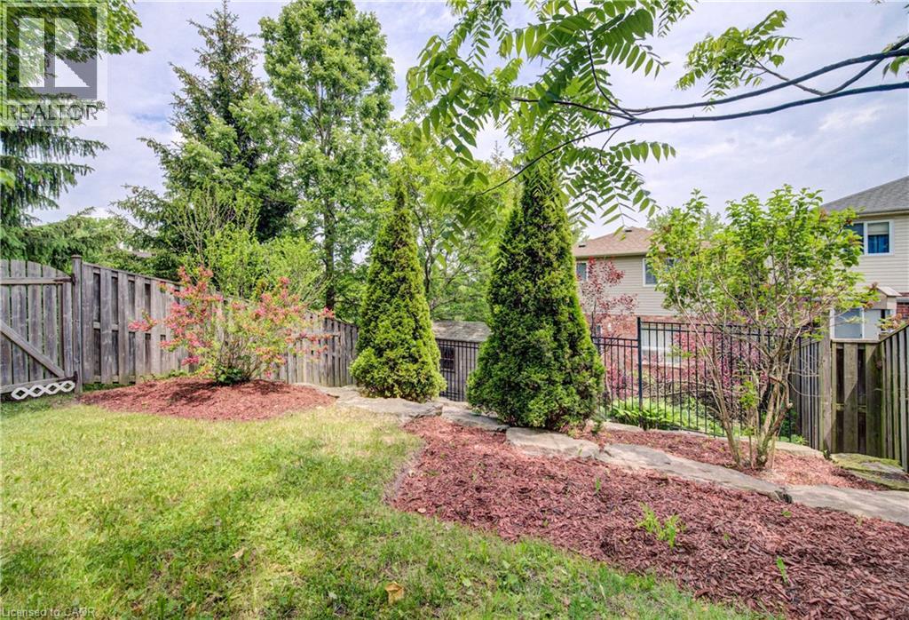 704 Star Flower Avenue, Waterloo, Ontario  N2V 2L2 - Photo 39 - 40838570