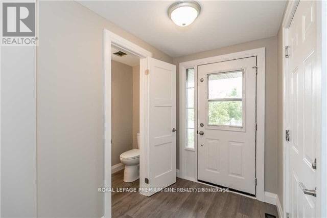80 Wessenger Drive, Barrie, Ontario  L4N 8P8 - Photo 2 - S13466482