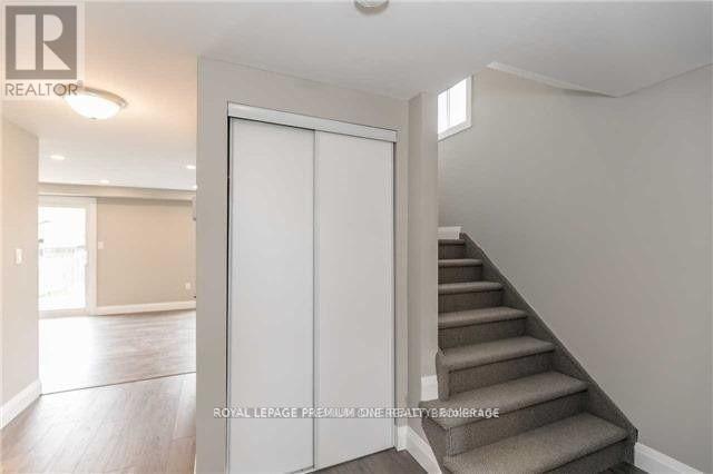 80 Wessenger Drive, Barrie, Ontario  L4N 8P8 - Photo 6 - S13466482