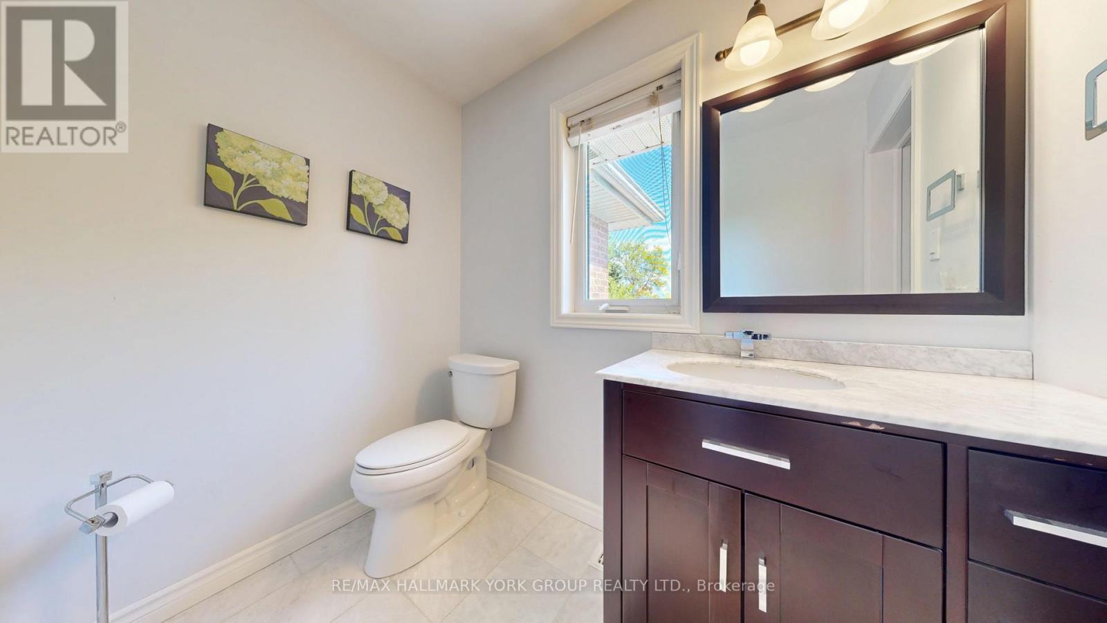 400 Coventry Hill Trail, Newmarket, Ontario  L3X 2A1 - Photo 34 - N13222246