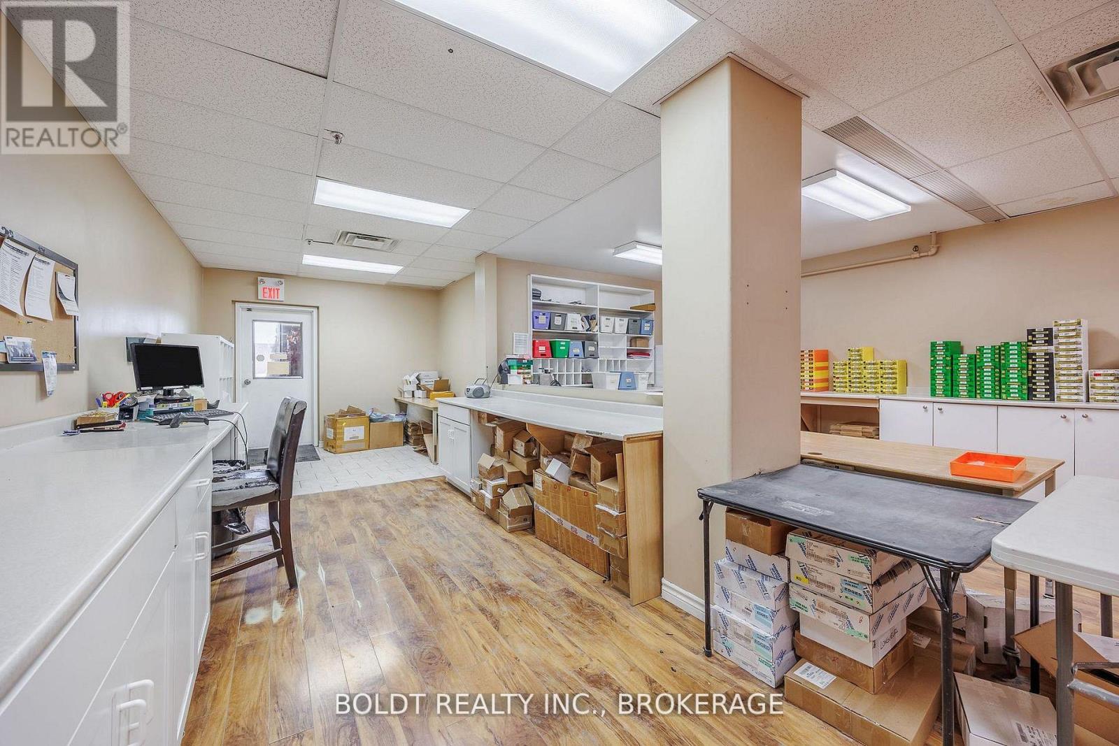 120 - 325 Welland Avenue, St. Catharines, Ontario  L2R 2R2 - Photo 7 - X13466706
