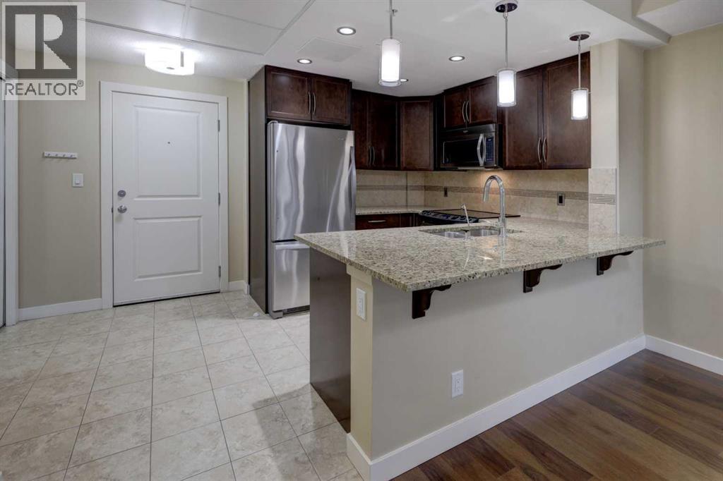 206, 16 Varsity Estates Circle Nw, Calgary, Alberta  T3A 2C5 - Photo 4 - A2322268