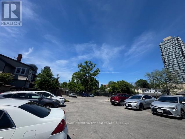 202 - 118 Queen Street W, Brampton, Ontario L6V 1B1 - Photo 7 - W13466446