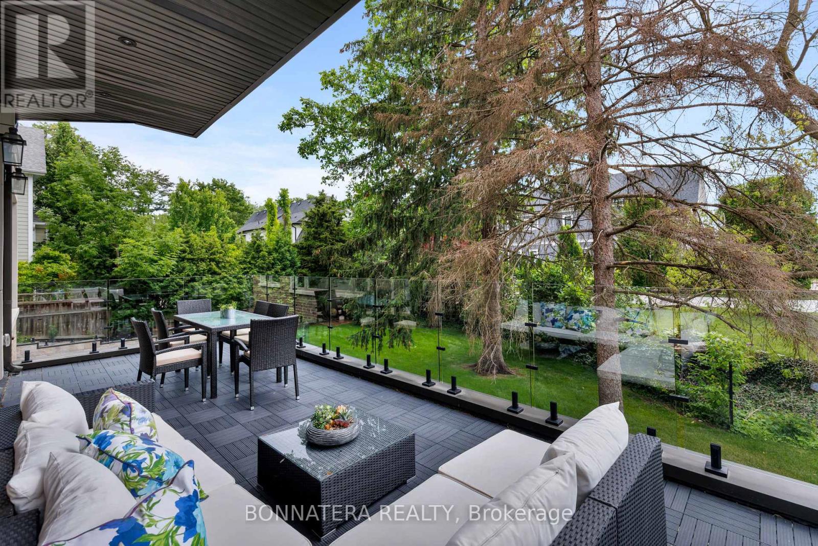 1042 Bridge Road, Oakville, Ontario  L6L 2B5 - Photo 17 - W13466488